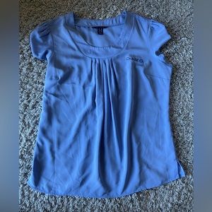 Lands’ End chase bank uniform top